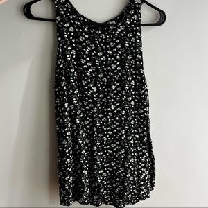 Old Navy Floral Tank L